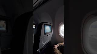 How to eat and drink to minimize jet lag