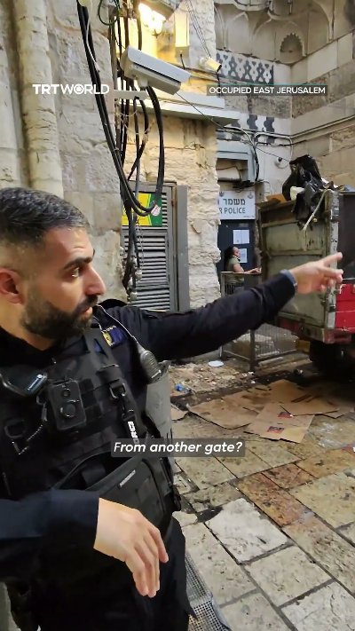 Israeli police bar Turkish citizen from Al Aqsa Mosque