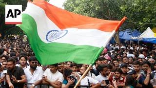 Supporters send food for India's 'Cockroach' movement protesters