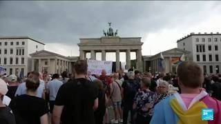 Berlin sous le choc après l'attaque à la Pride • FRANCE 24