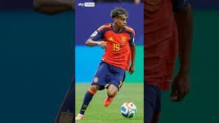 From baby pic to World Cup final: Messi and Yamal meet again