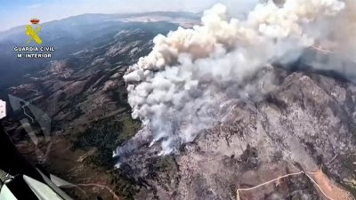 Aerial footage reveals the scale of Spain’s La Mierla wildfire