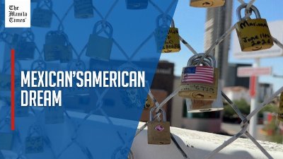 Mexicans leave messages of hope and gratitude for US residency near border