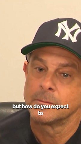 Aaron Boone discusses Cody Bellinger's exit against the Phillies