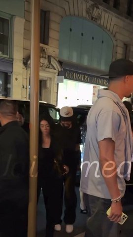 Jalen Brunson enjoys NYC perks while MPJ doesn't
