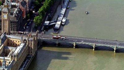 Officers injured after boat hit Westminster Bridge